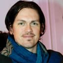 Steve Howey